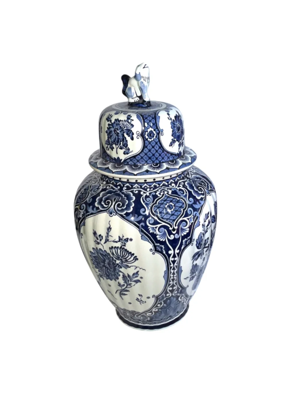 Royal Boch beautiful vintage